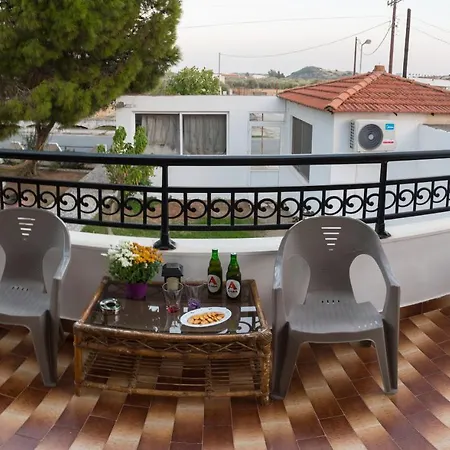 Nikoli Country House קולימביה